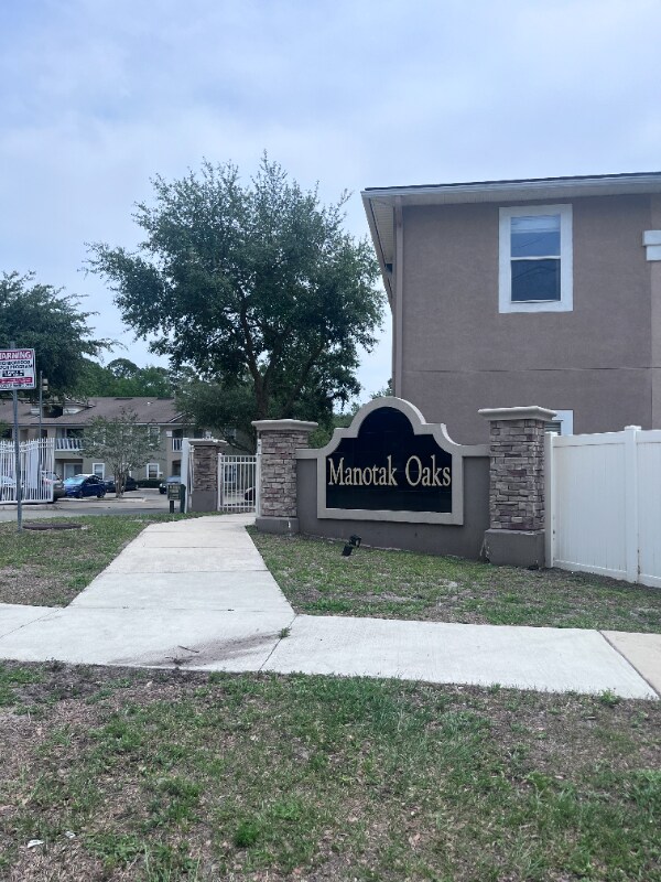 1418 Manotak Point Dr Unit 203, Jacksonville, FL 32210 Condo for Rent