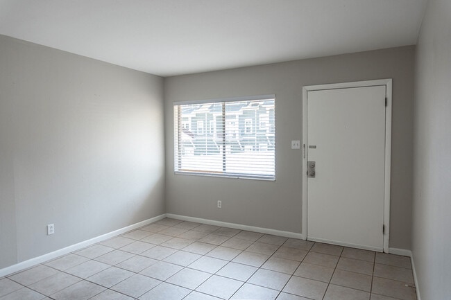 Photo - Hayden Road - 414 G Apartment