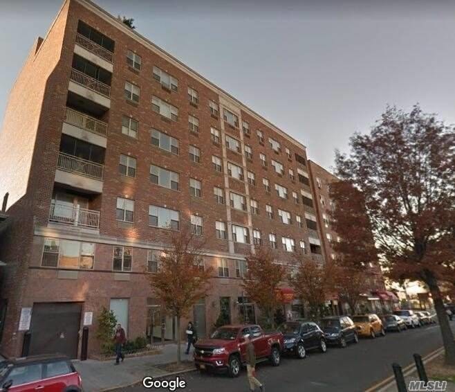 Primary Photo - 40-40 75th St