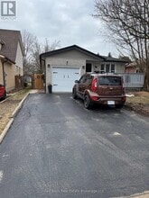 Building Photo - 6 Pamela Pl