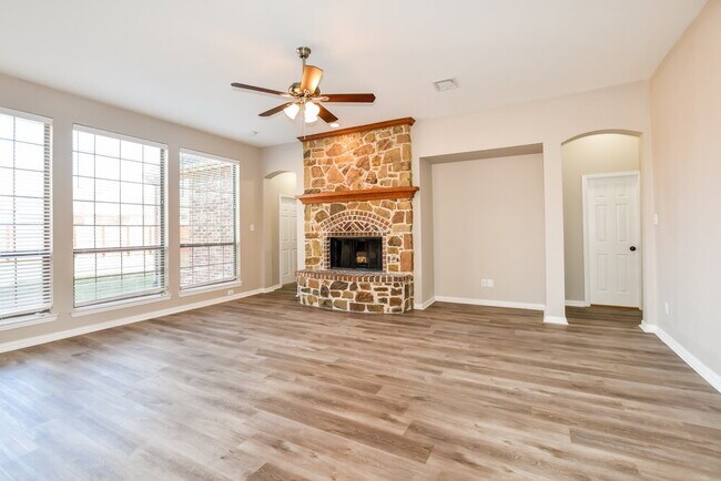 Foto del edificio - 2813 Independence Dr