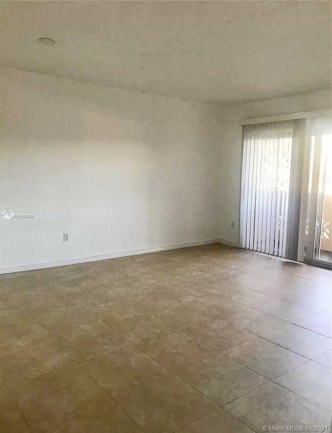 Building Photo - 14500 SW 88th Ave