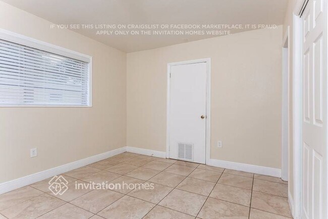 Foto del edificio - 1360 NW 173rd Terrace