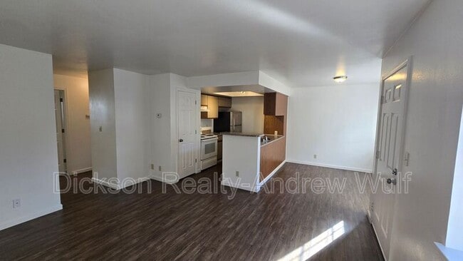 Foto del edificio - 247 Cheney St