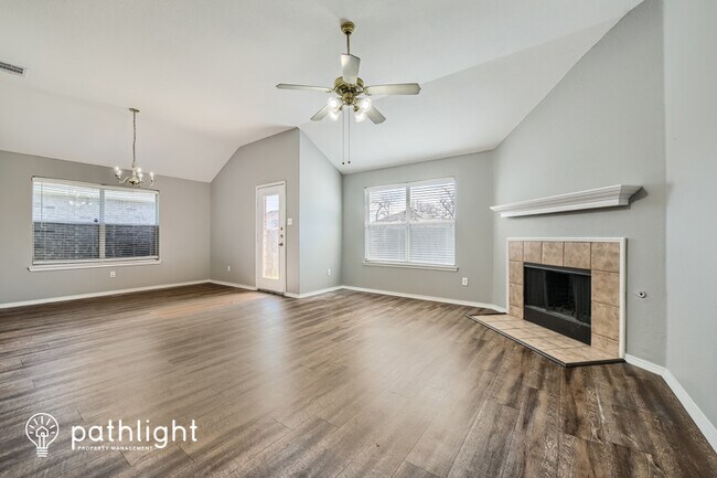 Building Photo - 943 Quail Creek Drive, Grand Prairie, TX, ...