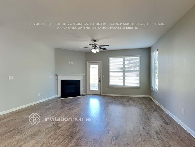 Building Photo - 2629 Cornwall Dr