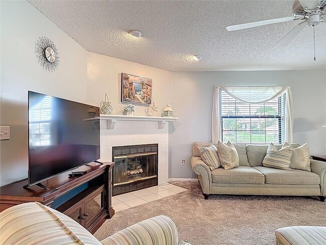 Building Photo - 290 Rotonda Cir