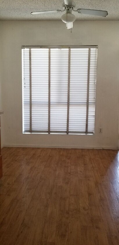 Building Photo - 2617 Pinon Springs Circle #D