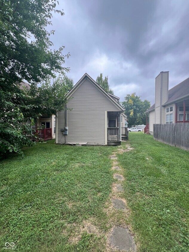 Primary Photo - 965 W 30th St