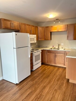 Building Photo - 1791 Elcadore Dr