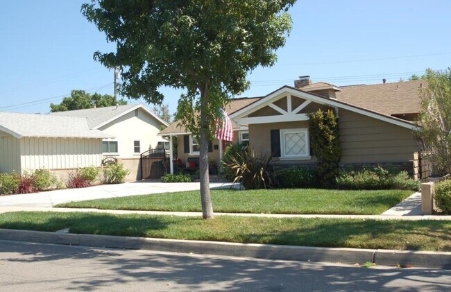 Foto del edificio - 1324 E Rose Ave