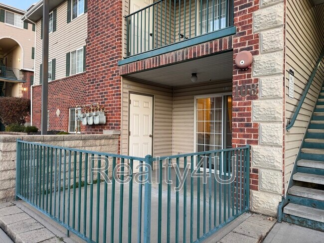 Building Photo - 108 W 1230 N St