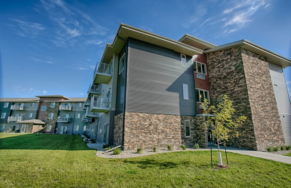 Building Photo - Northtown - Pet Friendly, Student-Focused ...