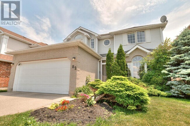Building Photo - 82 Pine Ridge Dr