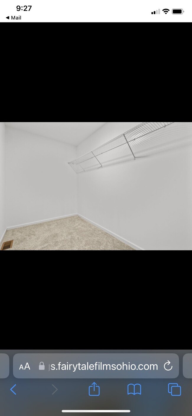 Foto del edificio - 350 S Ogden Ave