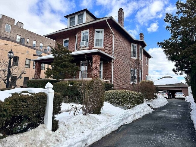 Photo - 7308 John F. Kennedy Blvd House