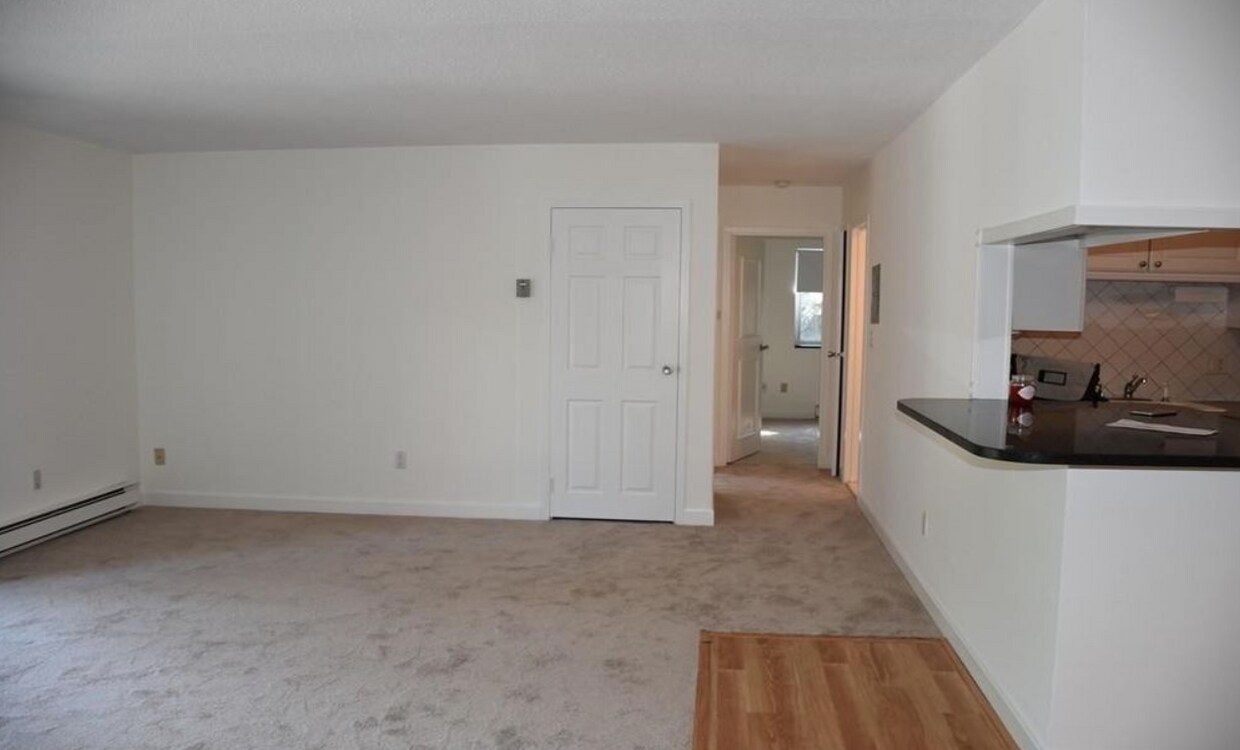 31 Hamlin Ln Unit B22, Needham, MA 02492 Condo for Rent in Needham