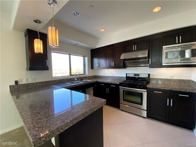 Foto del edificio - 600 N Atlantic Blvd