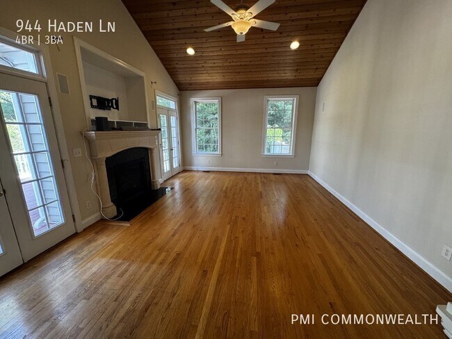 Foto del edificio - 944 Haden Ln
