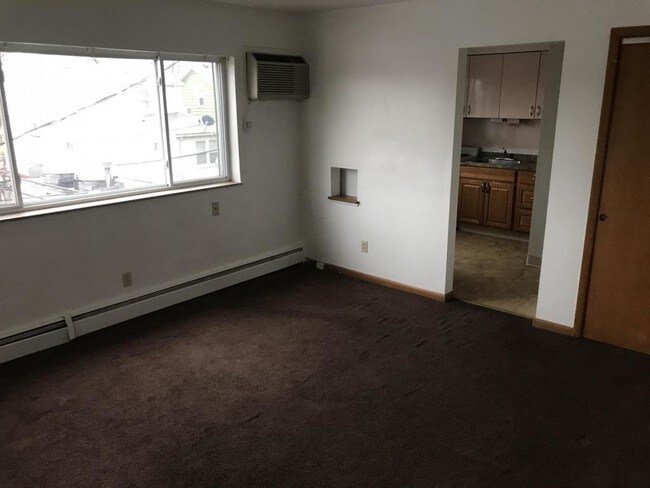 Foto del edificio - 3638 W 117th St
