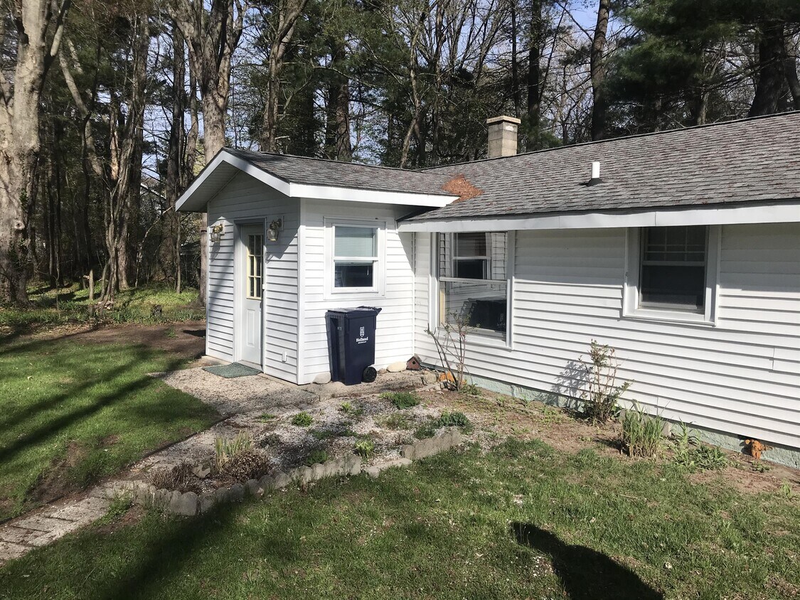 Foto principal - 598 Pleasant Ave