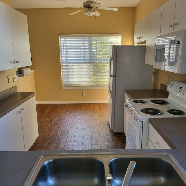 18533 Pebble Lake Ct, Tampa, FL 33647 Townhome Rentals in Tampa FL