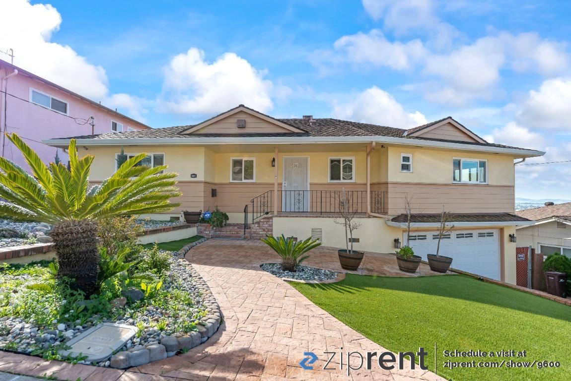 Foto principal - 8421 Aster Ave