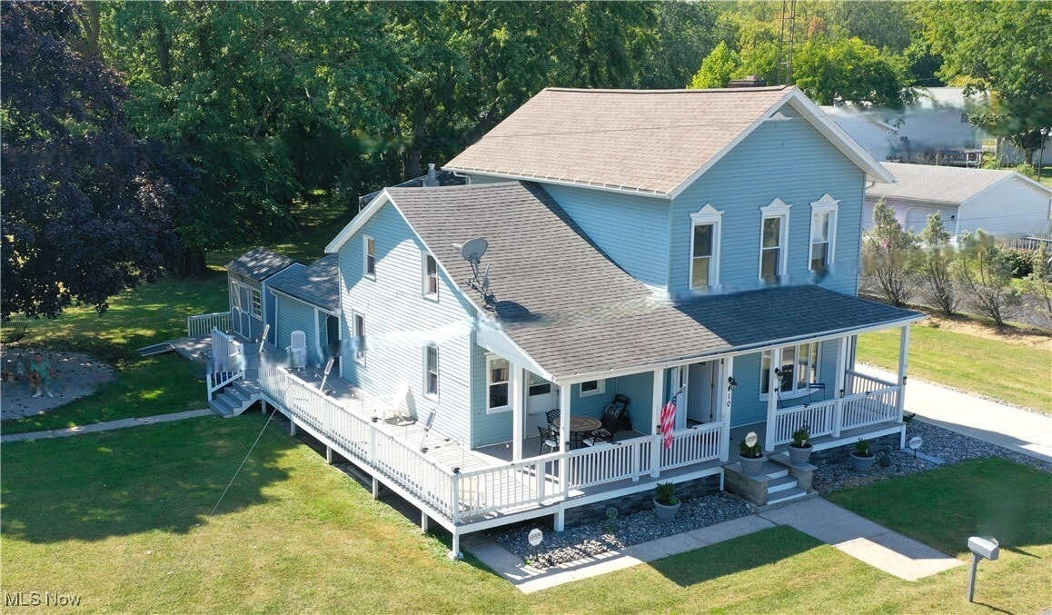 410 E Main St Lakeside Marblehead, OH 43440 – photo 1 of 35