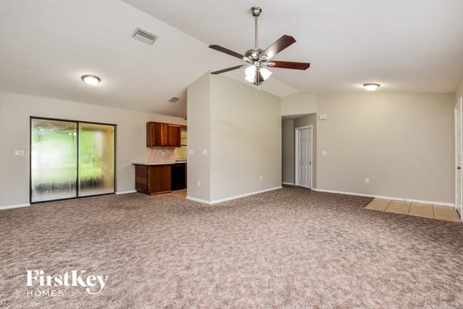 Building Photo - 22467 Fortune Ave