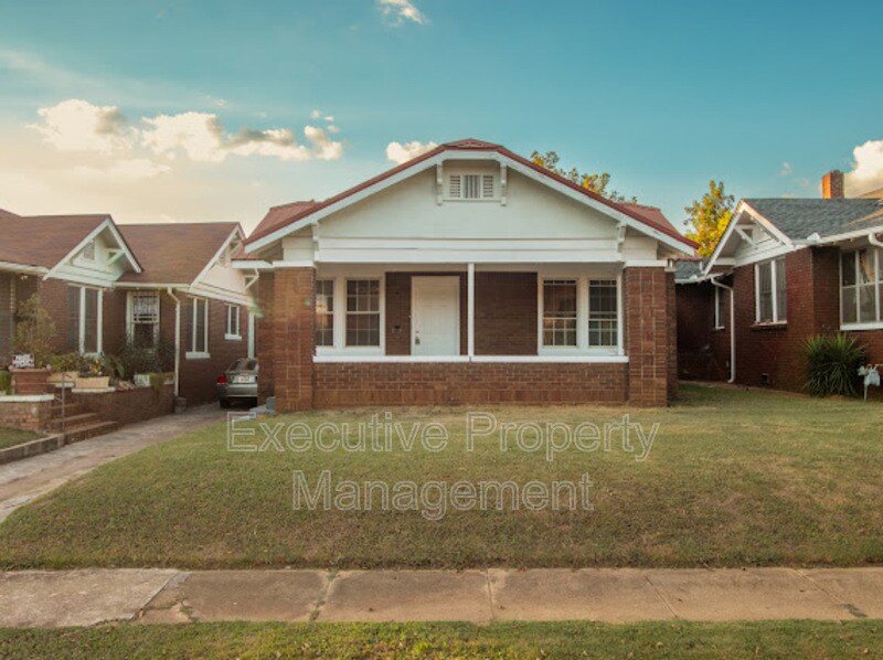 Foto principal - 820 McMillon Ave
