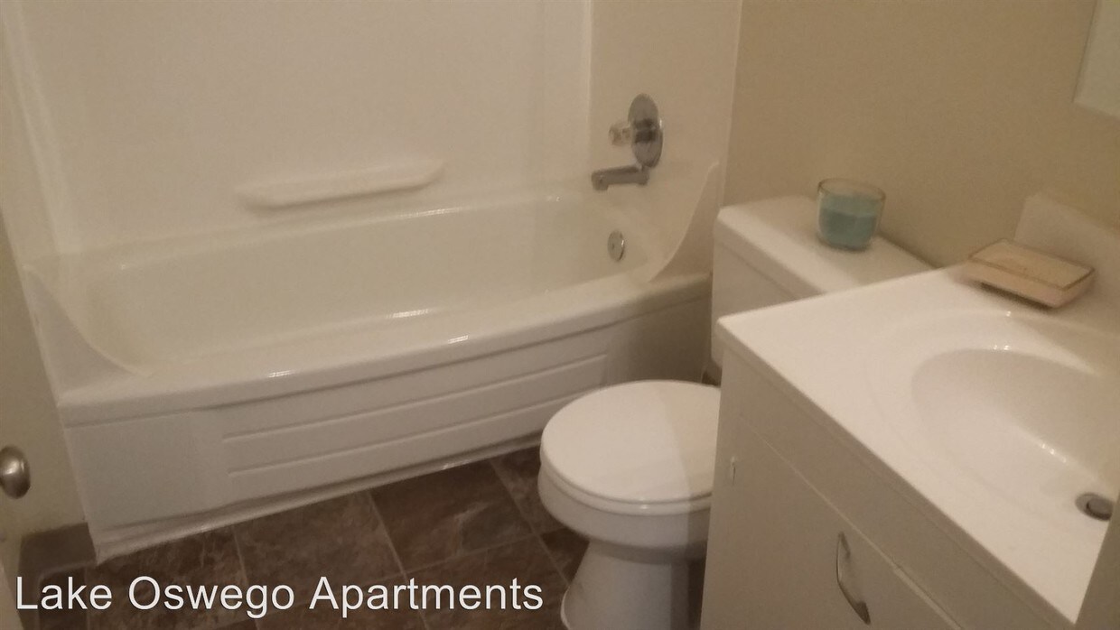 Foto del edificio - 258 Evergreen Rd