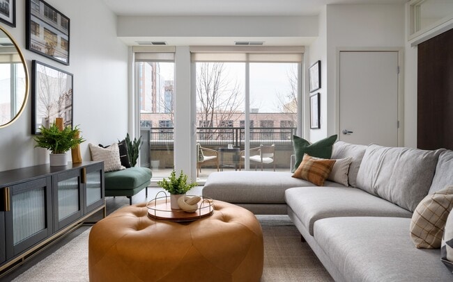 Interior Photo - The Flats at West End