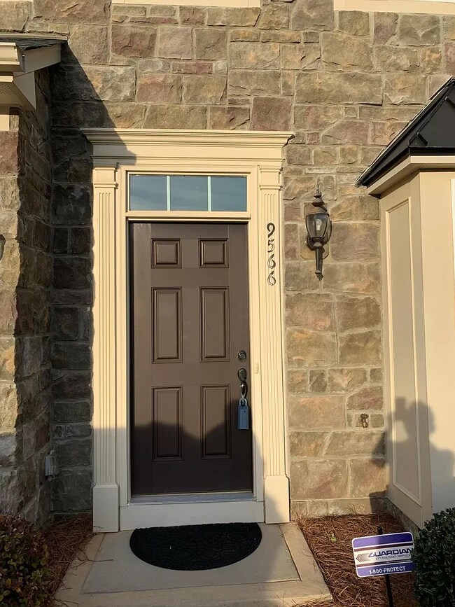 Foto del edificio - 9566 Birkwood Ct