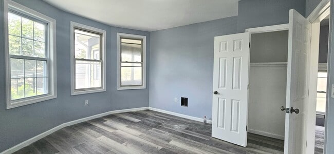 Building Photo - 137 N Burgher Ave