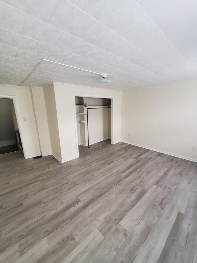 Foto del edificio - 610 4th Ave