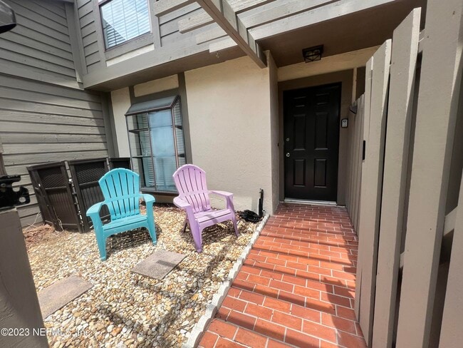 Building Photo - 108 Cranes Lake Dr