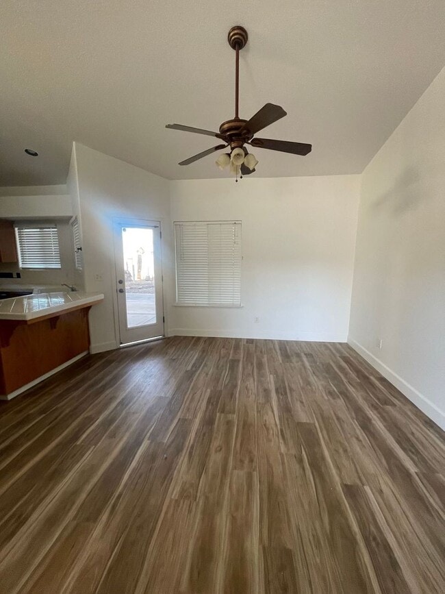 Foto del edificio - This is more than a rental, it’s your next...