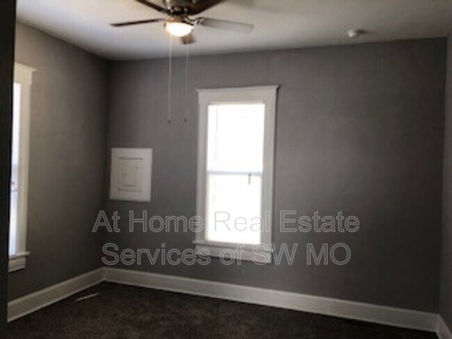 Foto del edificio - 626 S New Ave