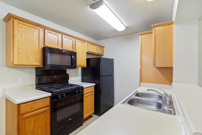 Building Photo - 294 Michaelis Rd