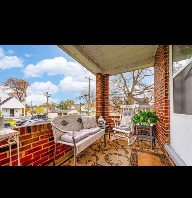 Foto del edificio - 7800 Tilmont Ave