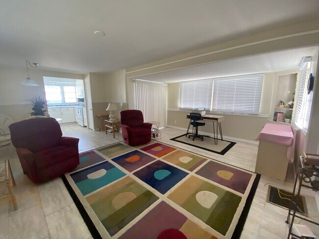 Building Photo - Holiday Park *short or long term rental av...