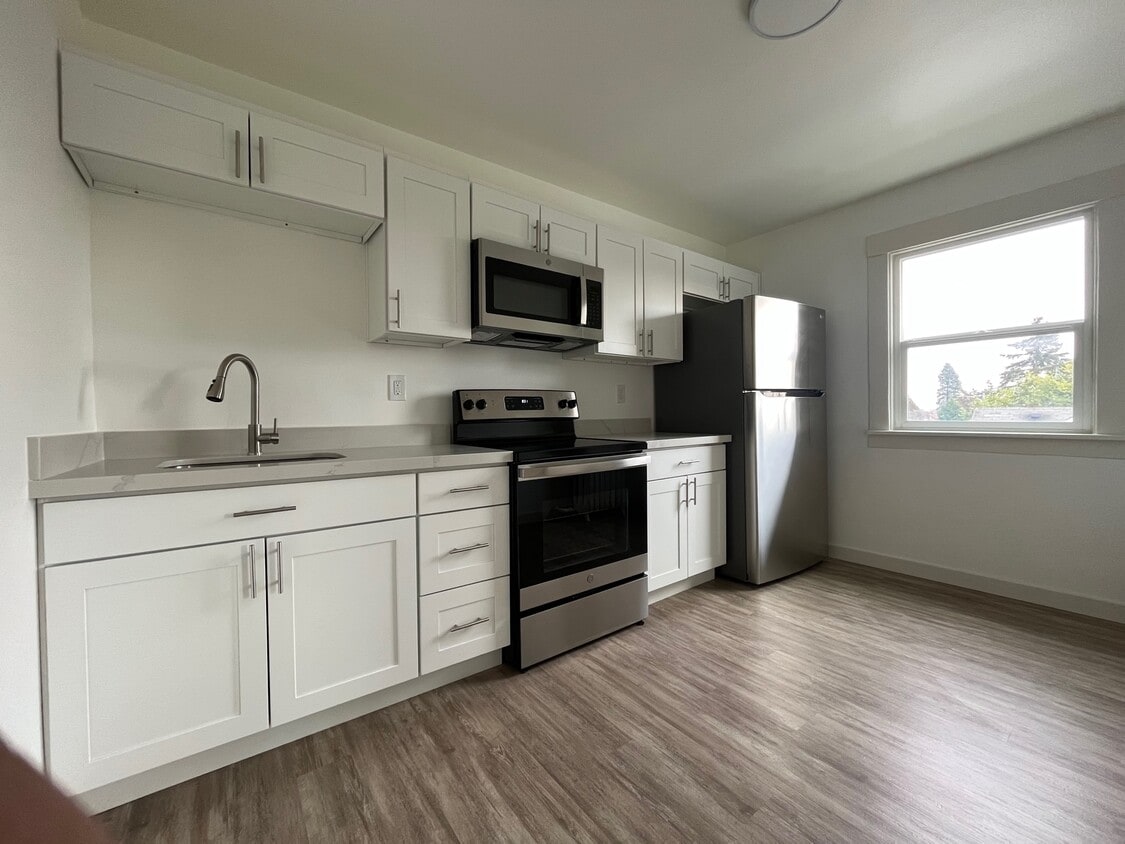 Primary Photo - Viewpoint