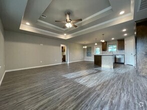 Building Photo - 32 Huntington Bch St