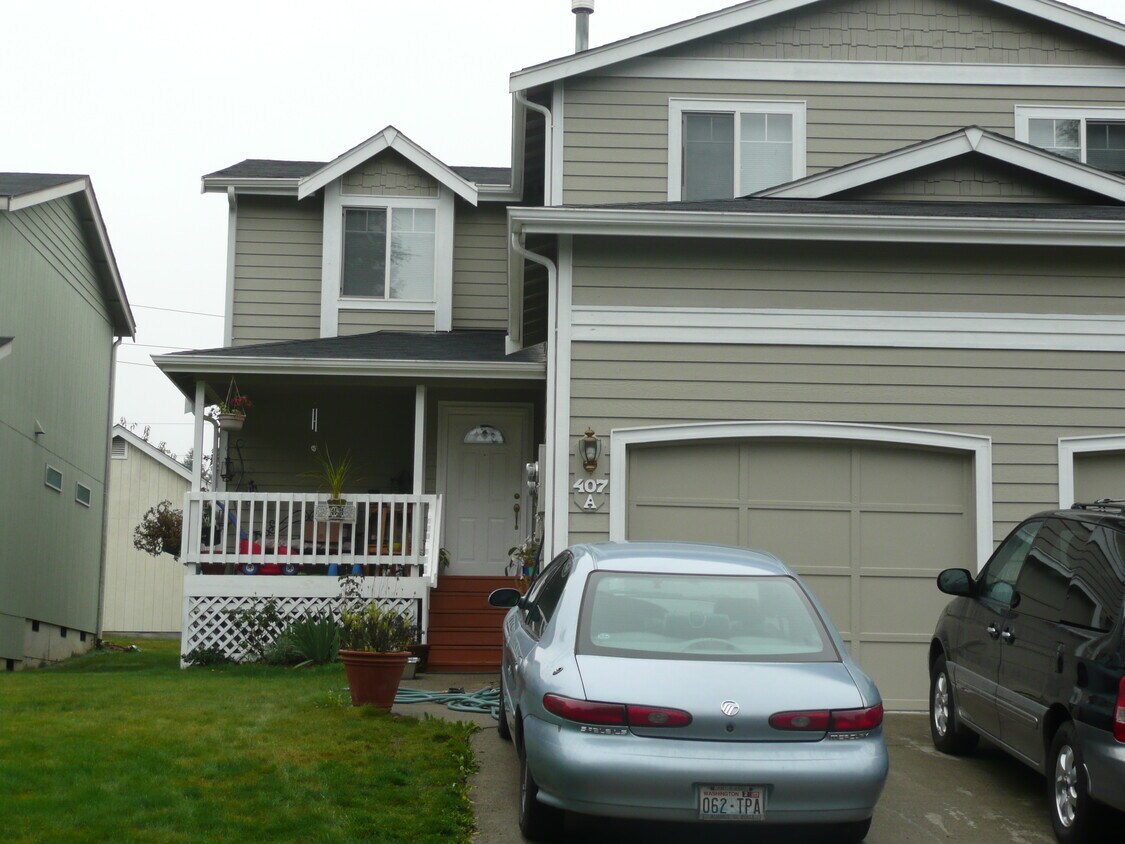 407 N 5th Ave SW, Tumwater, WA 98512 Townhome Rentals in Tumwater WA