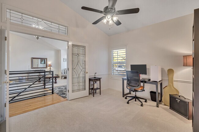 Building Photo - 9162 Glenn Abbey Way