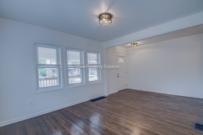 Building Photo - 613 Tennessee St