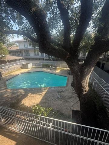 Foto del edificio - 12888 Montfort Dr
