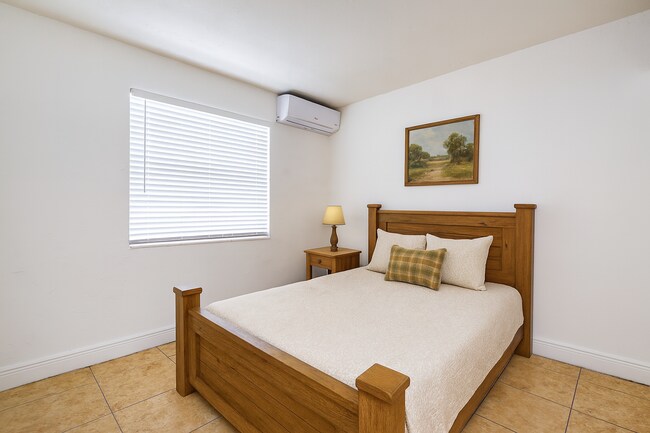 Foto del edificio - Charming 1-Bedroom Apartment in the Heart ...