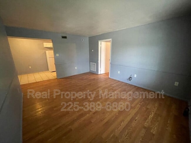 Building Photo - 2246 Anne Marie Dr