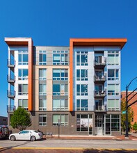 Building Photo - 303 Front St